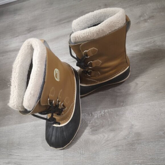 Sorel Waterproof Ladies Removable Insole with Faux Fur Trimmed Size 7 Boots - Picture 2 of 9